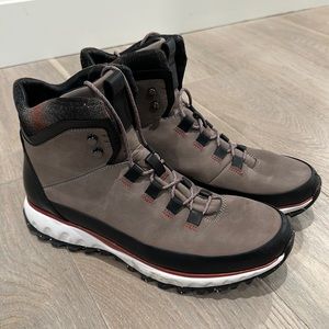 Cole Haan GrandExplore hiking boot, size 11